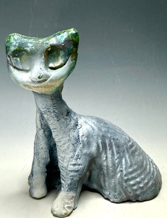 Welcome HK-8: 6.5' x 4" x 6" of endearing embrace! Gift your special someone with a marvelous mouser mate, light in weight at only 1.5 lbs, comely-colored in sky blue fur. Surround your abode with joy as she shines a dazzling grin. Prepare to be elated by this remarkable feline friend!