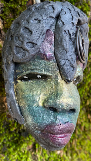 P.T. face is 3”x 5” and weighs 7 ozs. He has a two tone colorful smokey black complexion. P.T is an excellent starter piece from the HerDew mask collection!